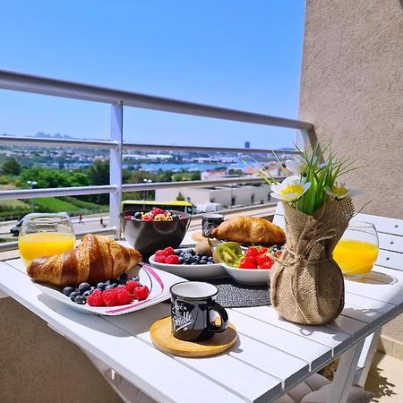 Luxury Apartment Salona מראה חיצוני תמונה