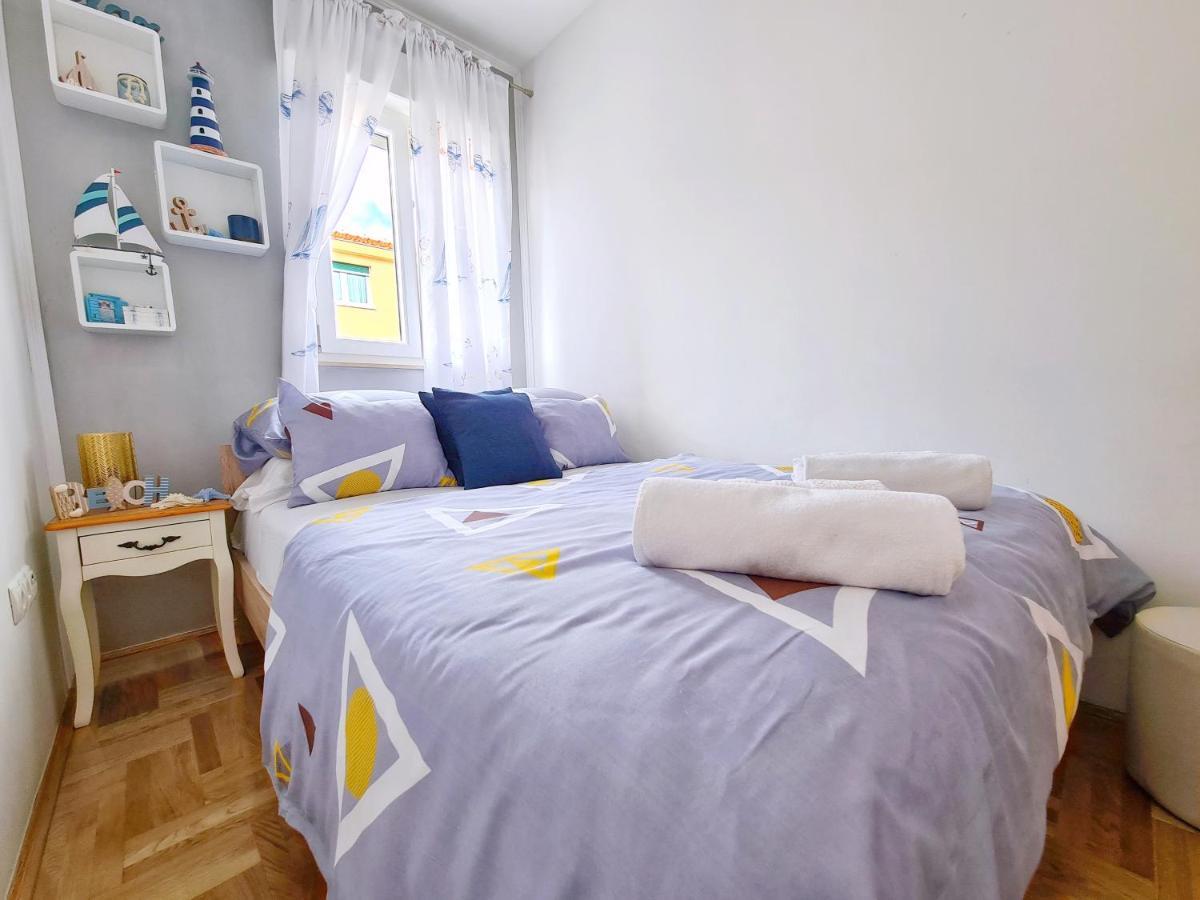 Luxury Apartment Salona מראה חיצוני תמונה