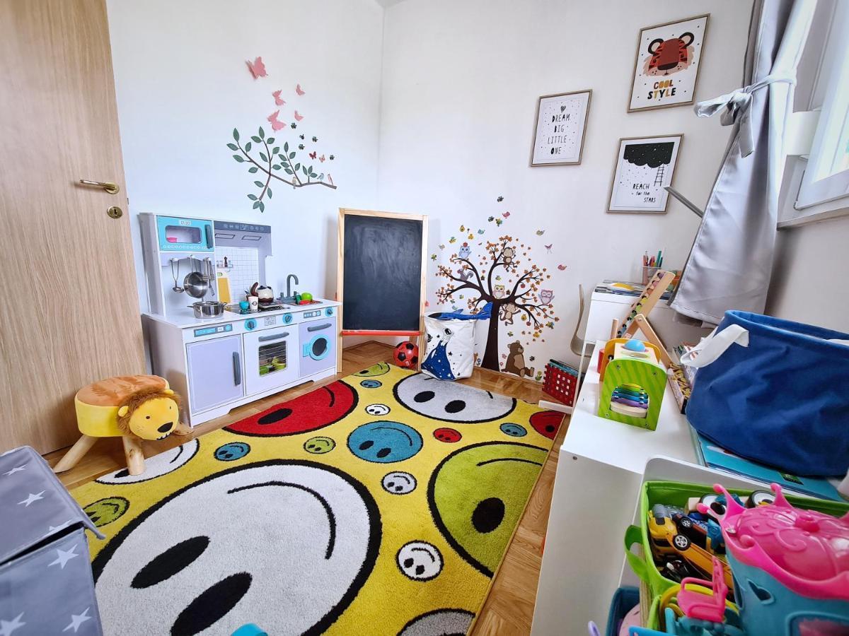 Luxury Apartment Salona מראה חיצוני תמונה