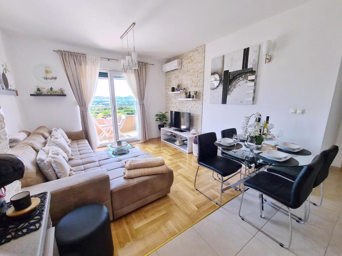 Luxury Apartment Salona מראה חיצוני תמונה