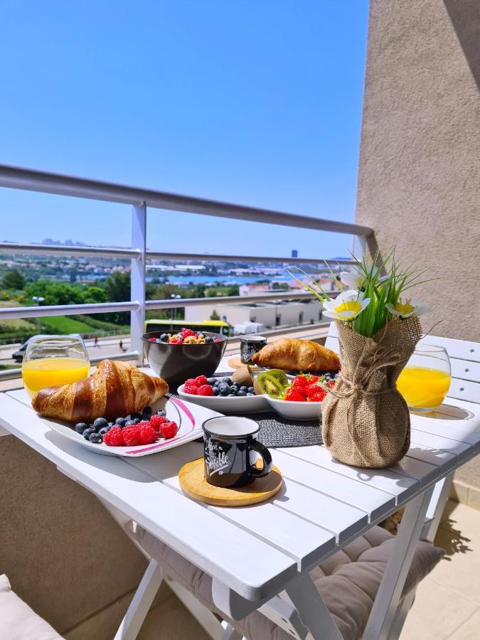 Luxury Apartment Salona מראה חיצוני תמונה