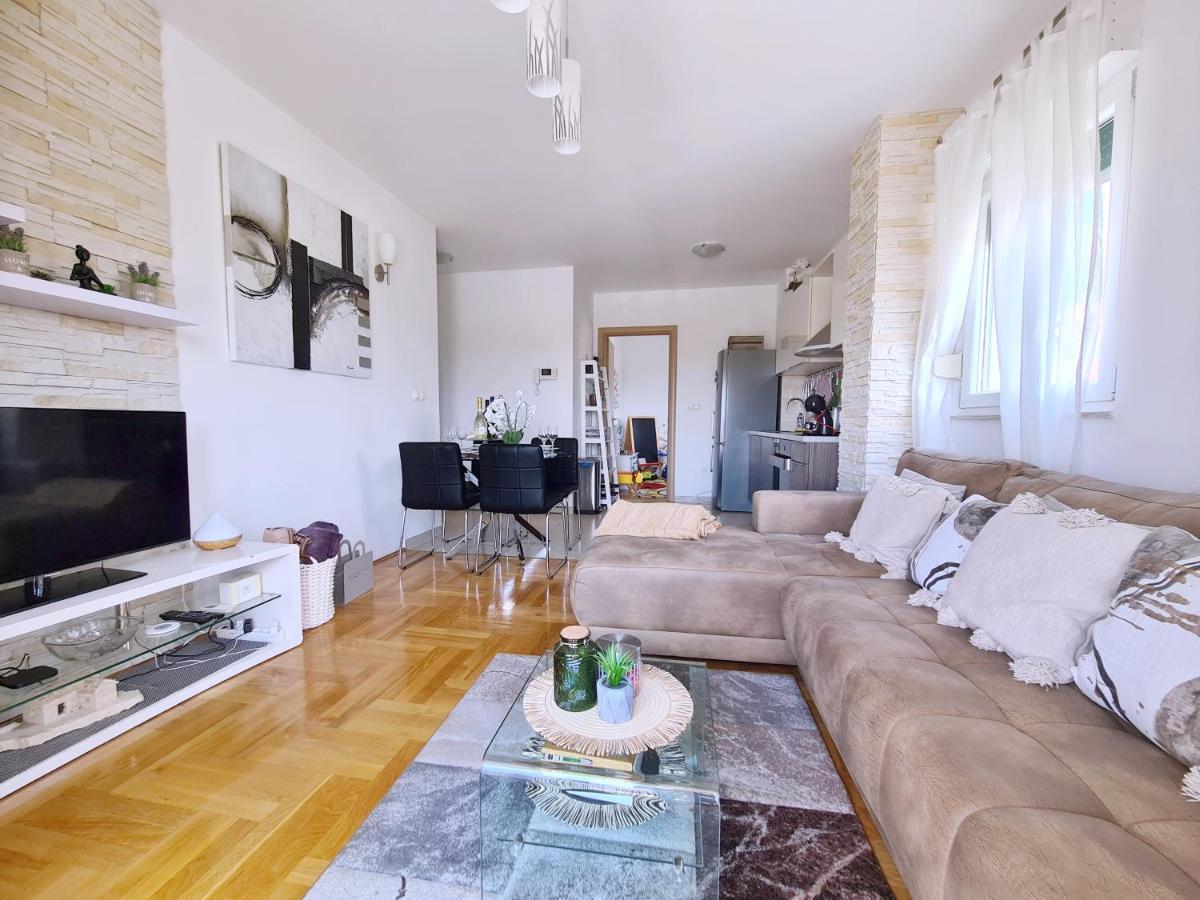 Luxury Apartment Salona מראה חיצוני תמונה