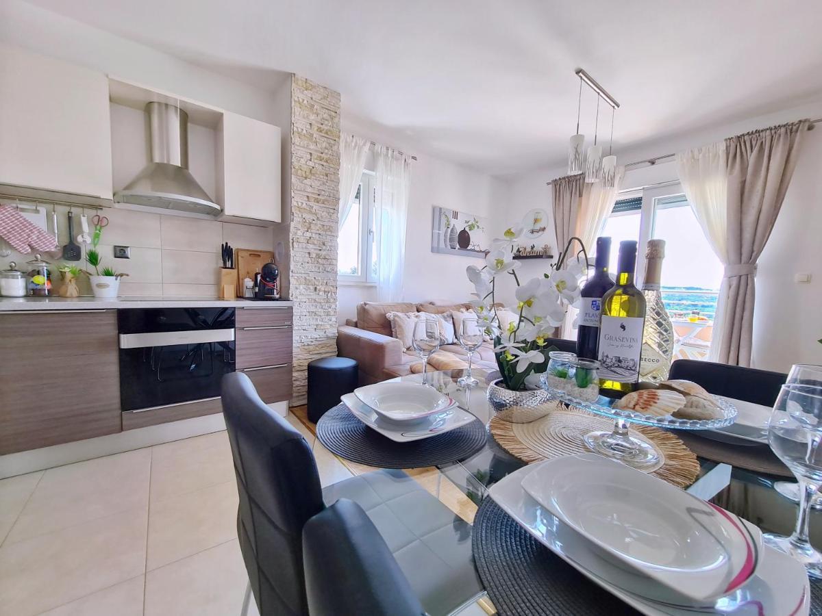 Luxury Apartment Salona מראה חיצוני תמונה