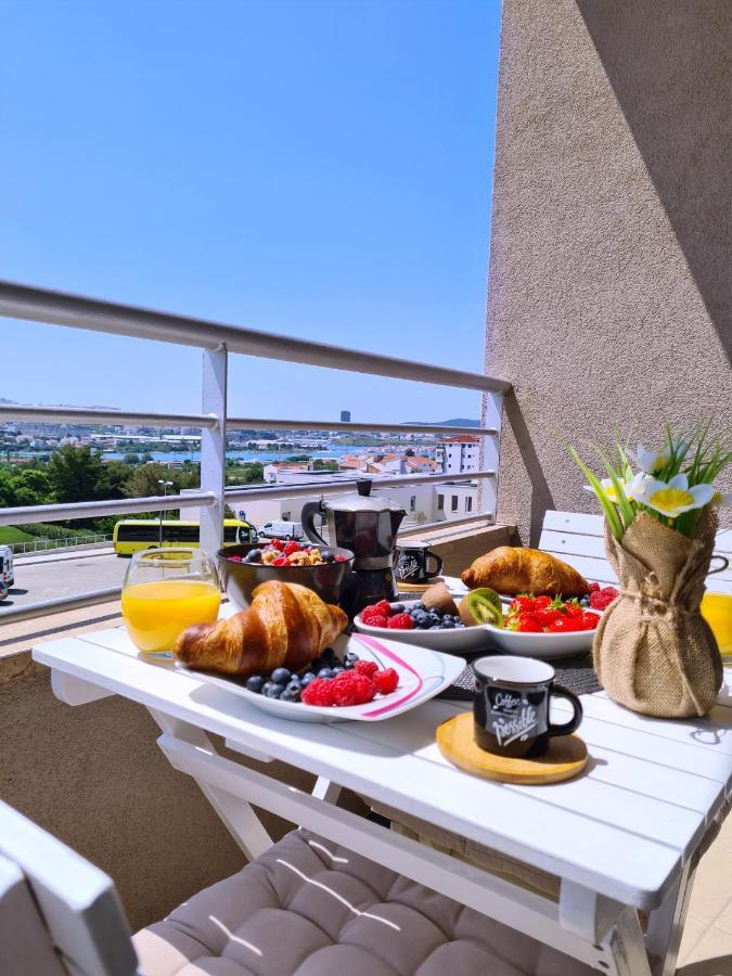 Luxury Apartment Salona מראה חיצוני תמונה
