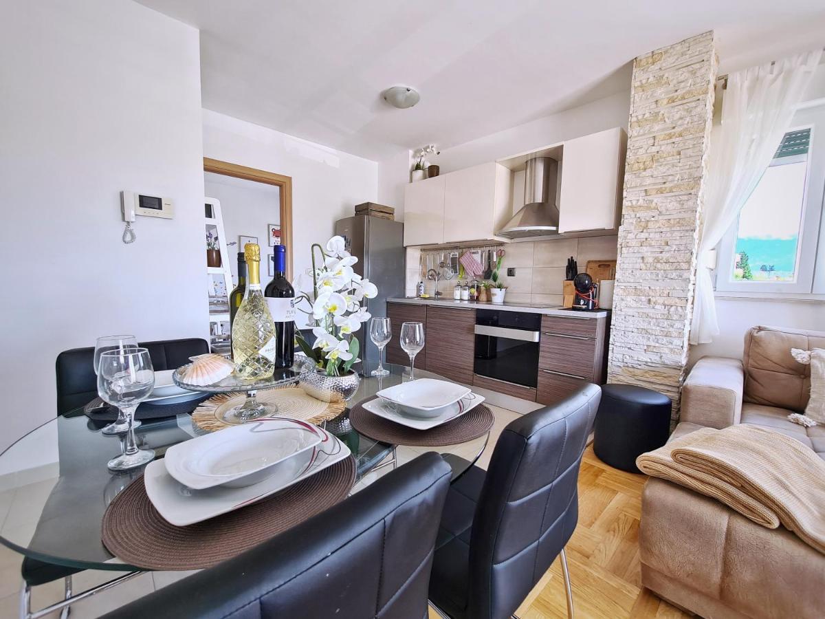 Luxury Apartment Salona מראה חיצוני תמונה