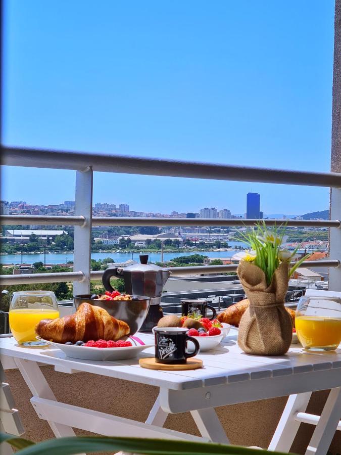 Luxury Apartment Salona מראה חיצוני תמונה